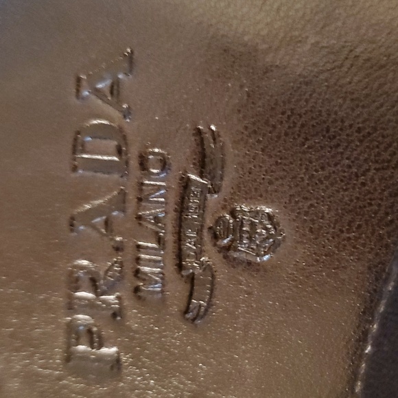 Prada Brown Leather Shoulder Bag - Picture 2 of 7